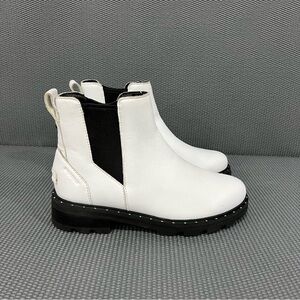 Sorel Lennox White Leather Chelsea Ankle Boots Slip Ons Womens‎ Size 7